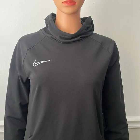 NWOT. NIKE WOMENS DRI-FIT ACADEMY HOODIE - Picture 5 of 15